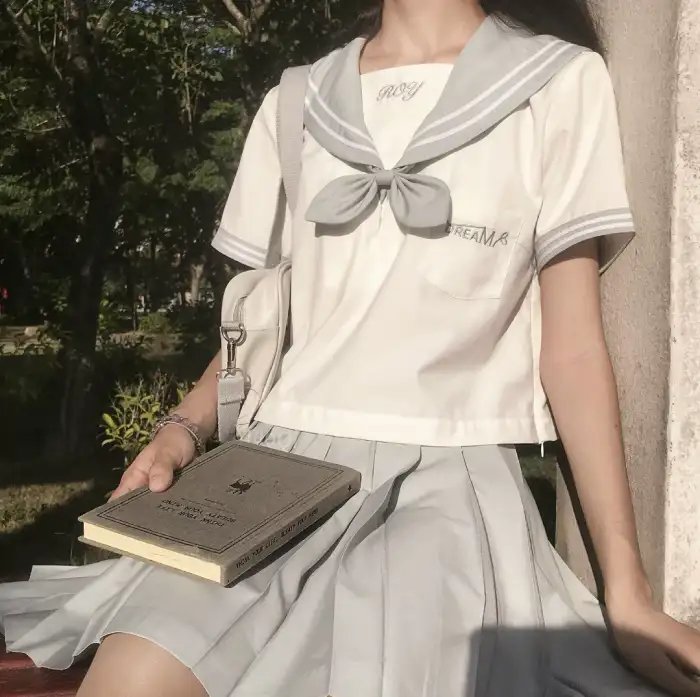 纯情苏老师休想逃